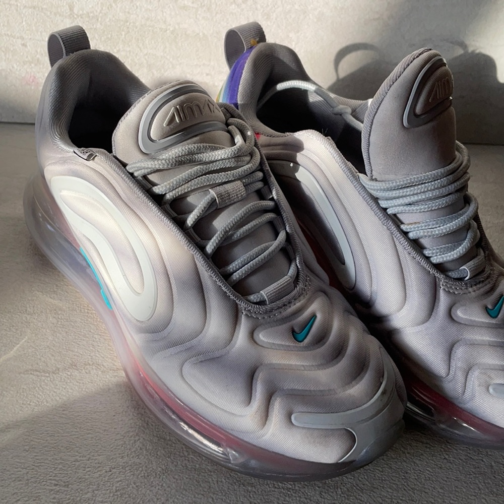 Nike 720 airmax